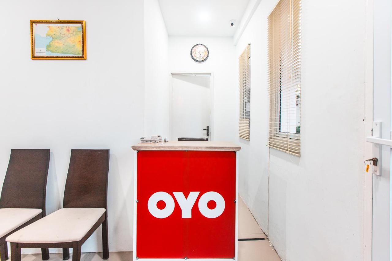 Oyo907卡昆威斯玛酒店 雅加达 外观 照片